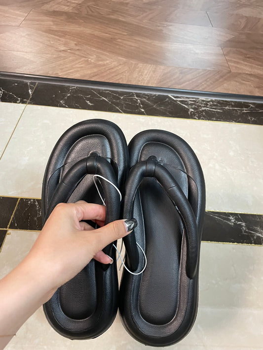 Antislip flip flops!