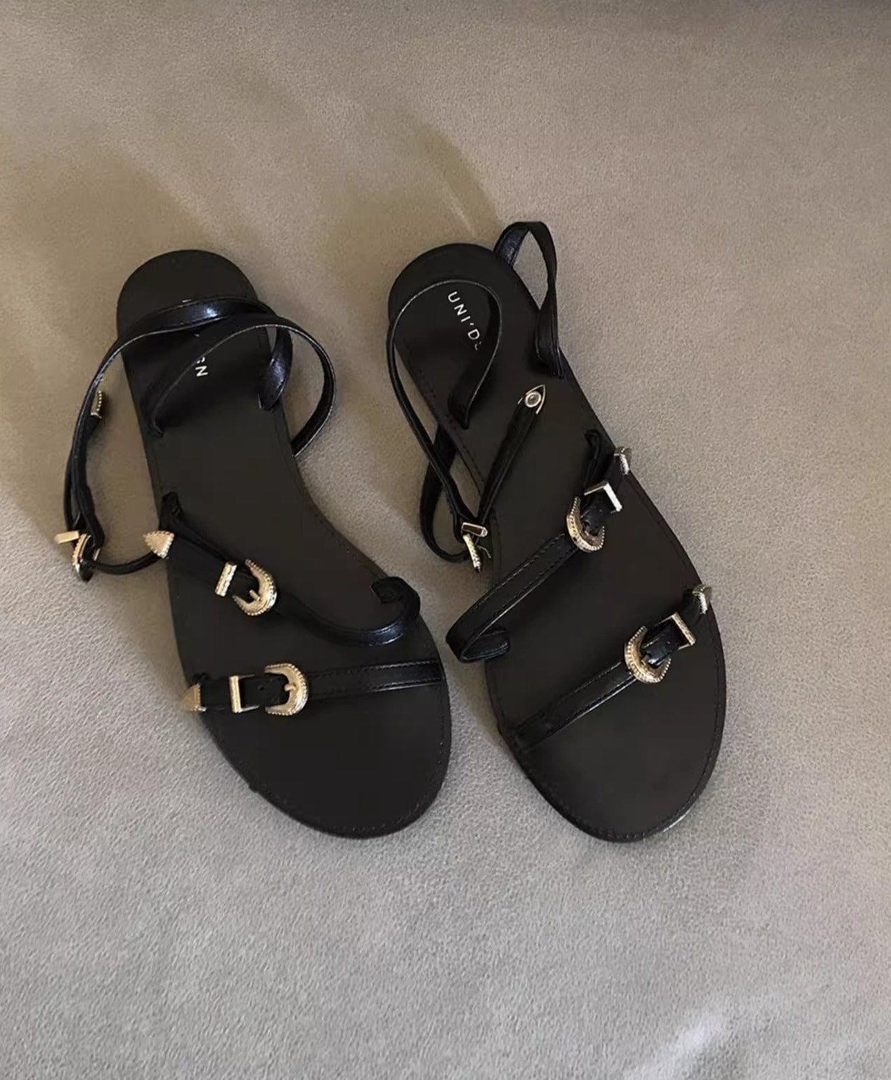 Trendy Roman Slimming Flat Sandals