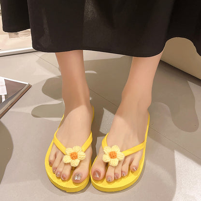 Chic Flat Flip Flops